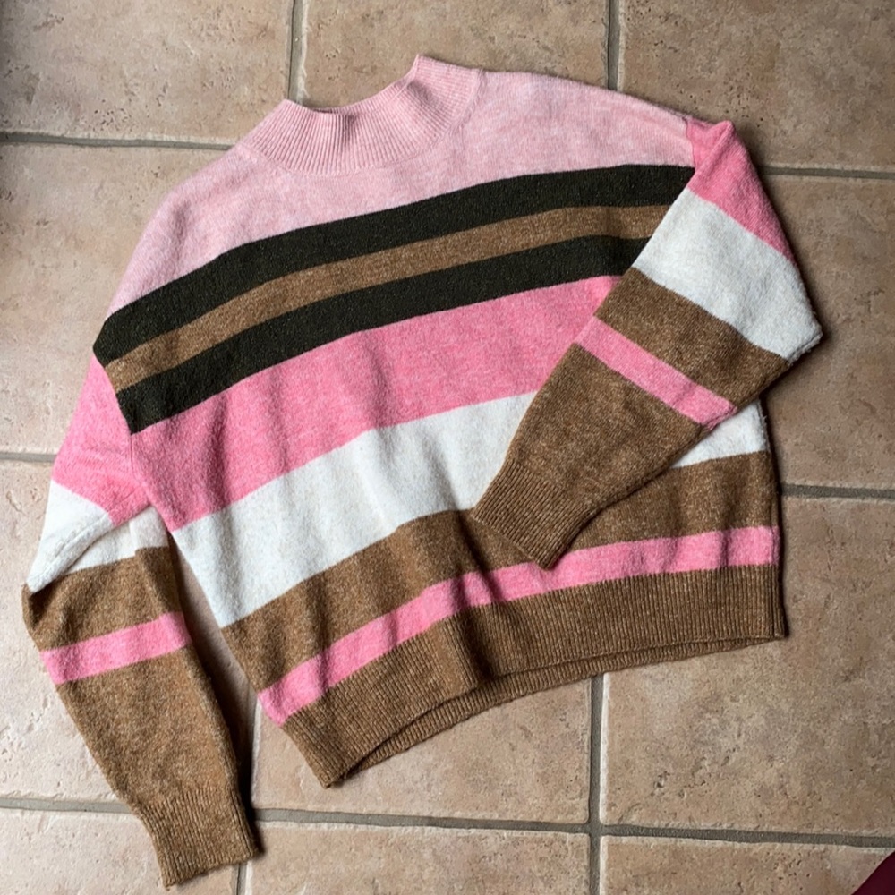 H&M mockneck sweater